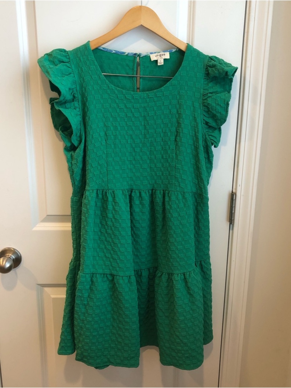 Umgee Kelly Green Ruffle Sleeve Tiered Dress Small